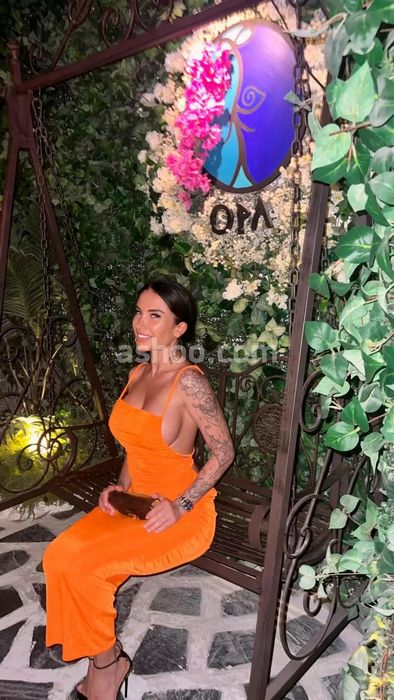 Ночные бабочки Тюмени: кто на самом деле не откажет?